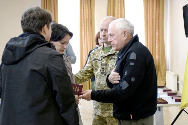 40 захисників із Сумщини відзначені державними нагородами посмертно